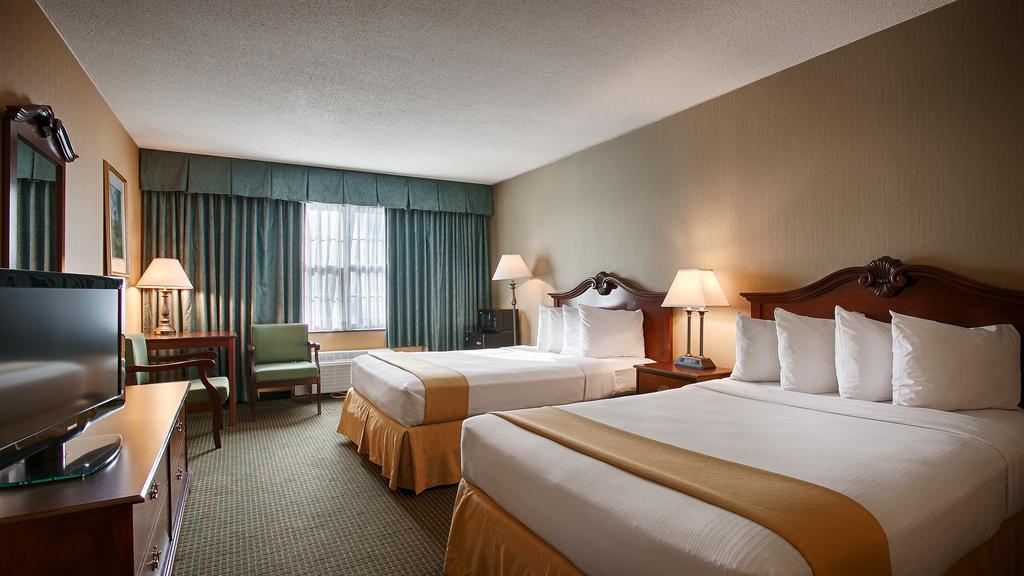 Clarion Inn Falls Church- Arlington Exterior foto