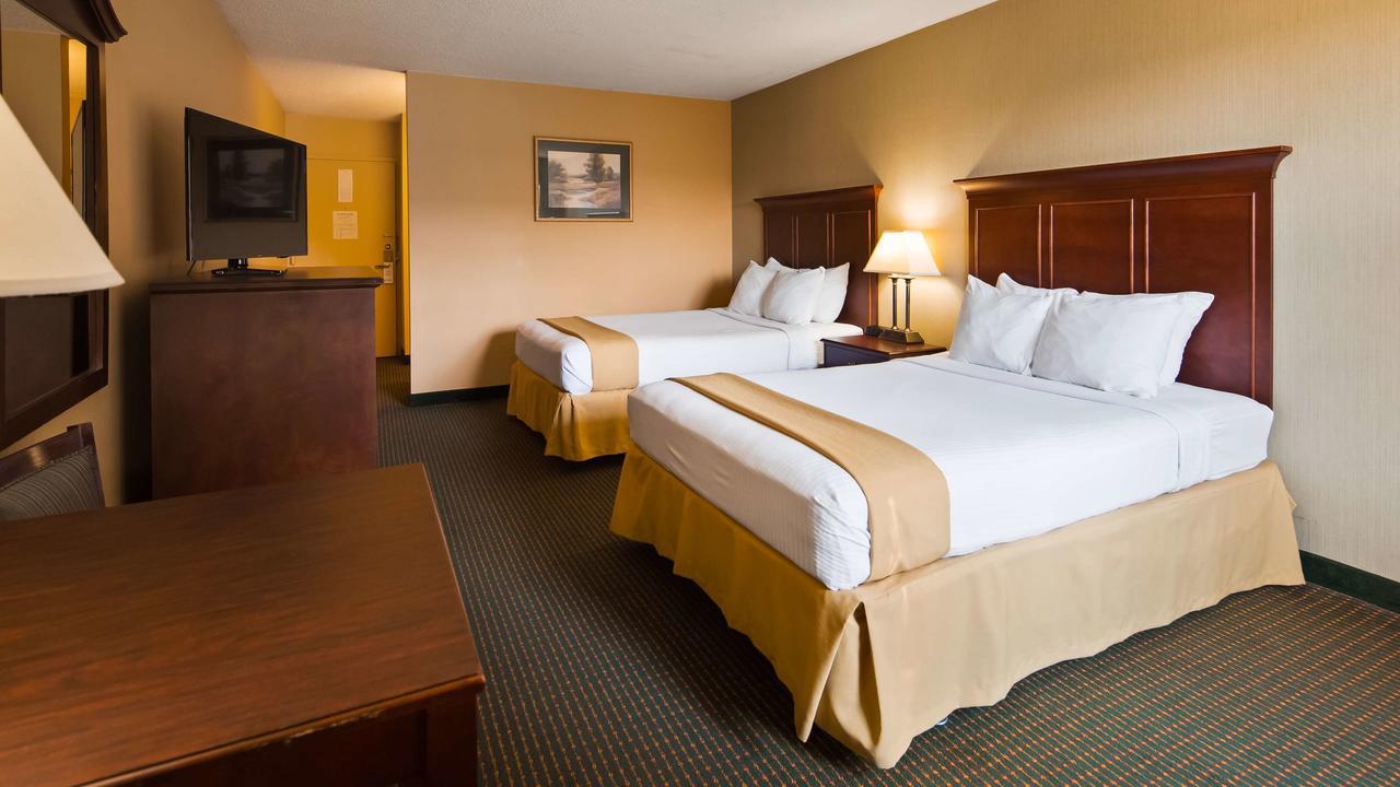 Clarion Inn Falls Church- Arlington Exterior foto