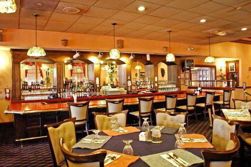 Clarion Inn Falls Church- Arlington Exterior foto